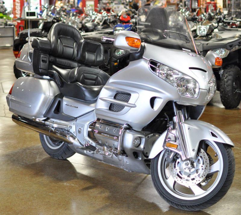 РњРѕС‚РѕС†РёРєР» Honda Gold Wing 1800