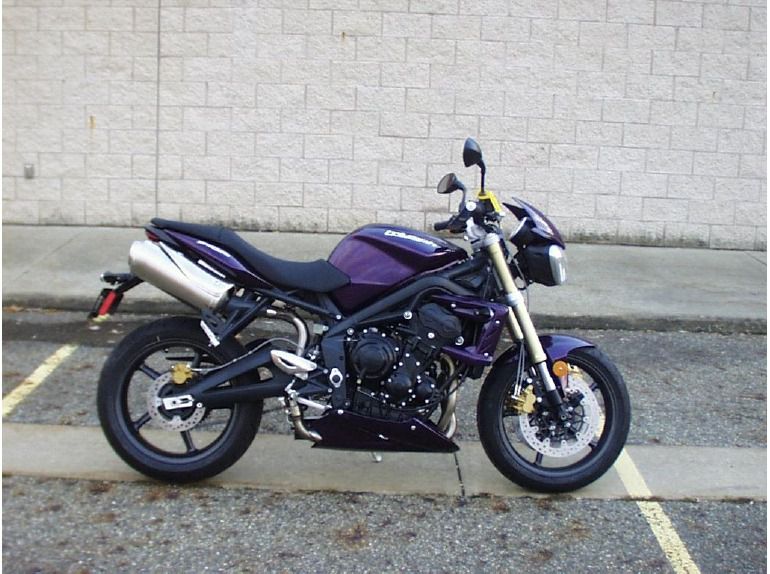 2012 triumph street triple 