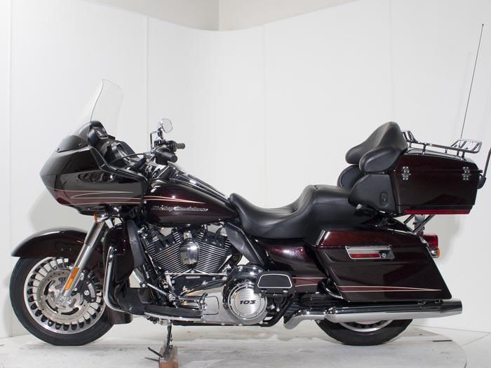 2011 harley-davidson road glide ultra fltru   