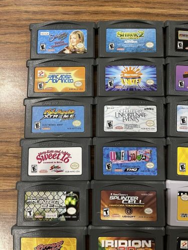 Huge gameboy advance game lot