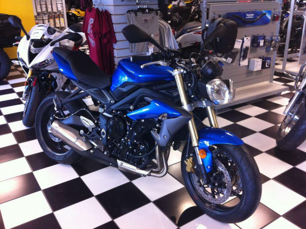 2013 triumph street triple abs - caribbean blue  sportbike 