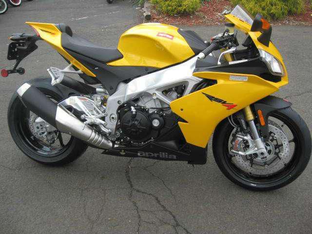 2013 aprilia rsv4 r aprc abs  sportbike 