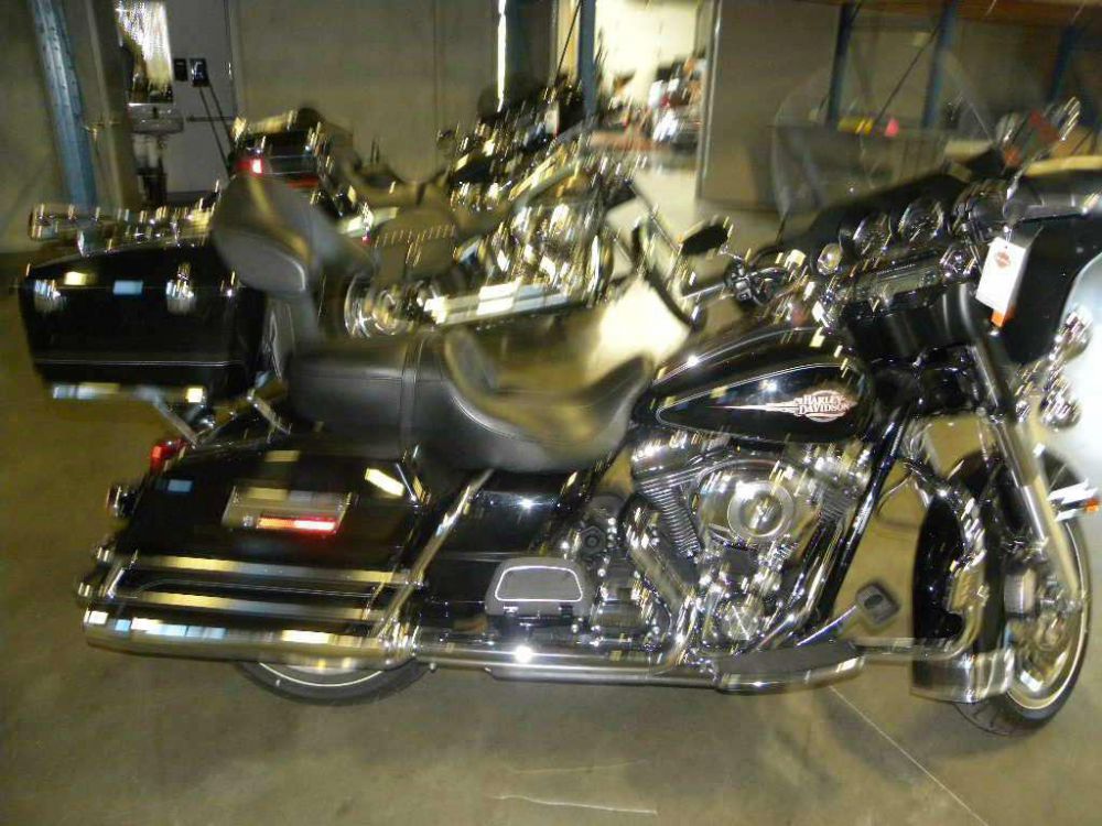 2010 harley-davidson flhtc electra glide classic  touring 