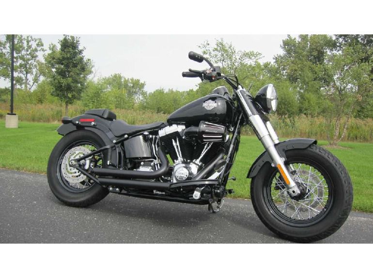 Buy 2013 Harley-Davidson FLS Softail Slim on 2040-motos