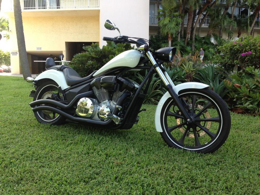 2011 Honda Fury (VT1300CX) Cruiser 