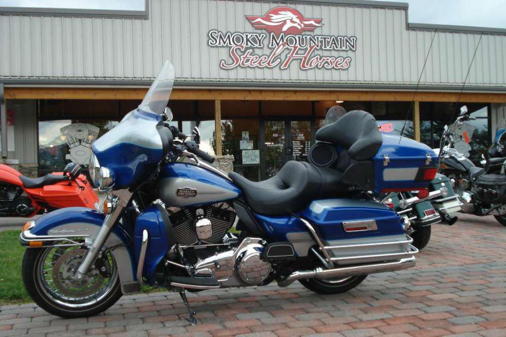 2010 harley-davidson flhtcu ultra classic electra glide  touring 