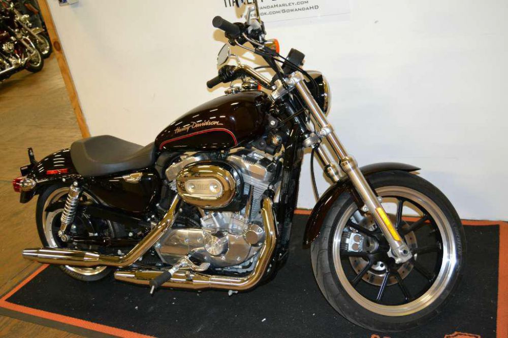 2011 Harley-Davidson XL883L Sportster 883 SuperLow Cruiser 