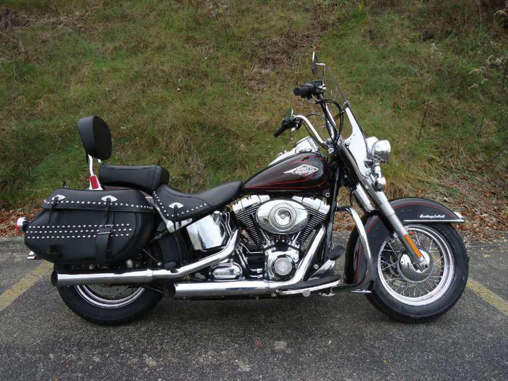 2011 harley-davidson flstc heritage softail classic  cruiser 