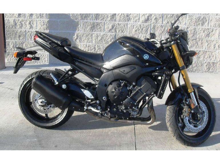 2011 yamaha fz8 