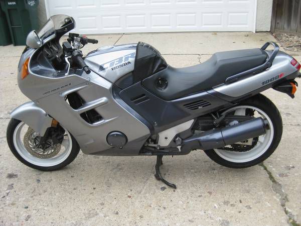 1990 CBR1000F Honda Hurricane