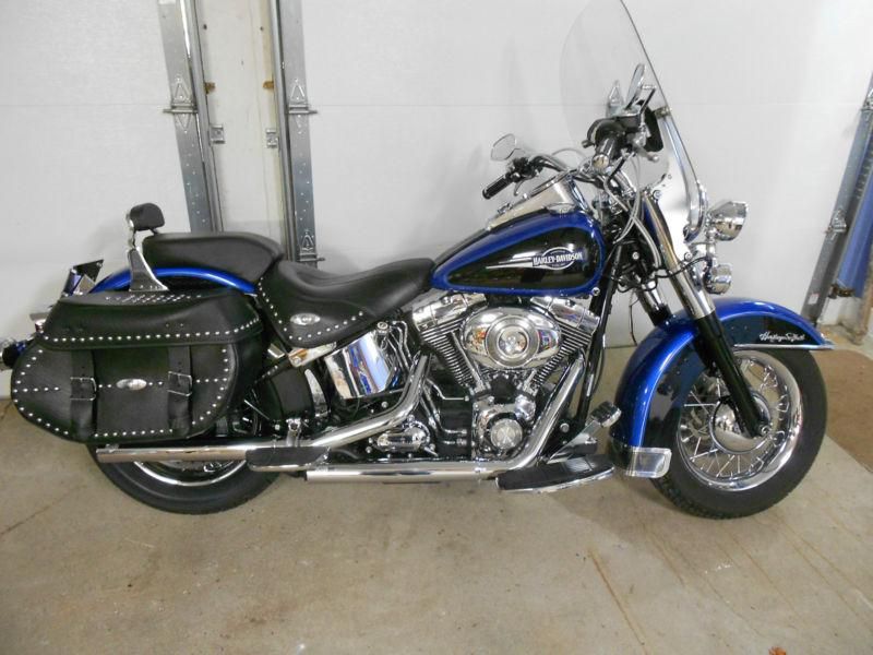 2008 Heritage Softail Classic Blue & Black Lots of Chrome 8600 original miles