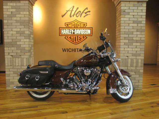 2009 harley-davidson flhr road king  touring 