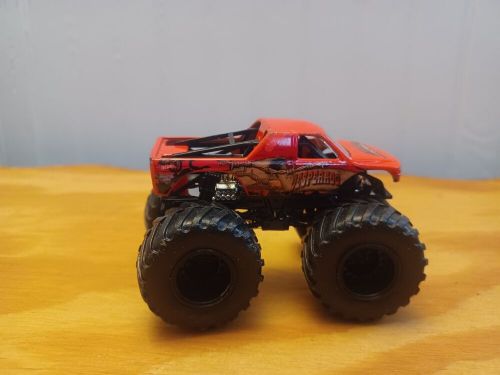 Hot Wheels 1:64 Scale Monster Jam  DESPERADO Monster Used Loose Black Rims