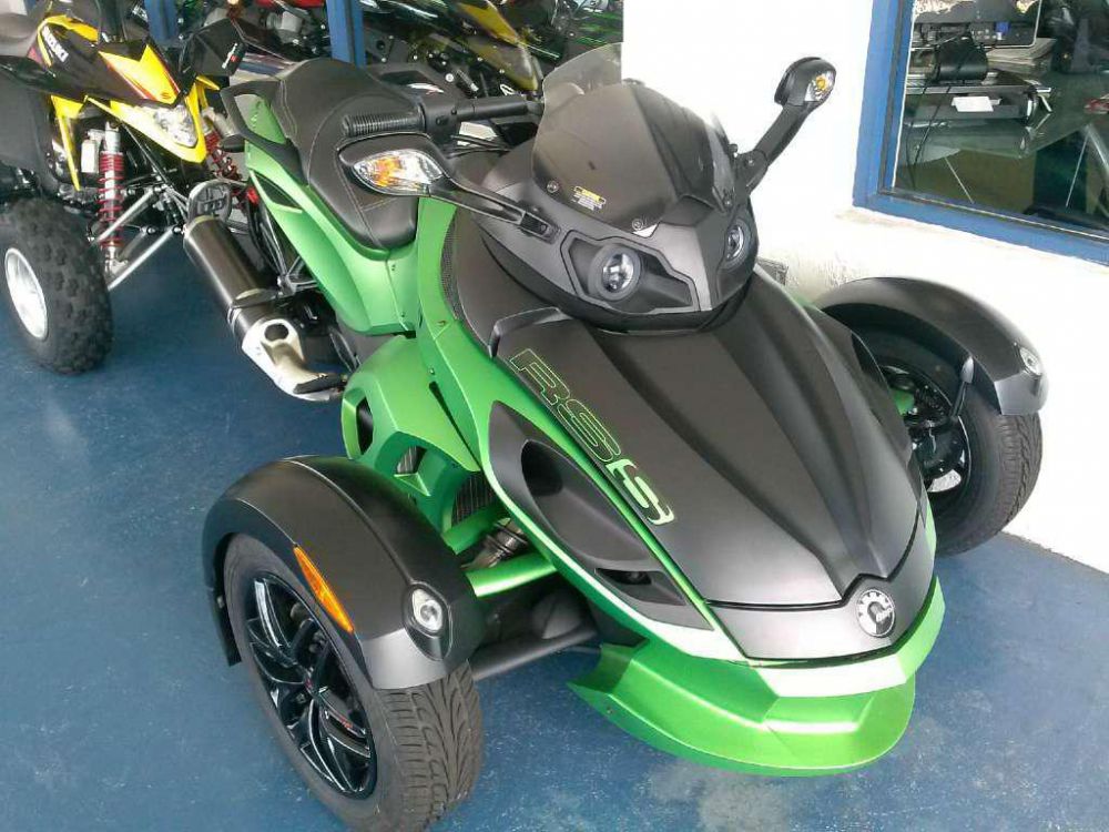 2012 can-am spyder rs-s se5  sport touring 