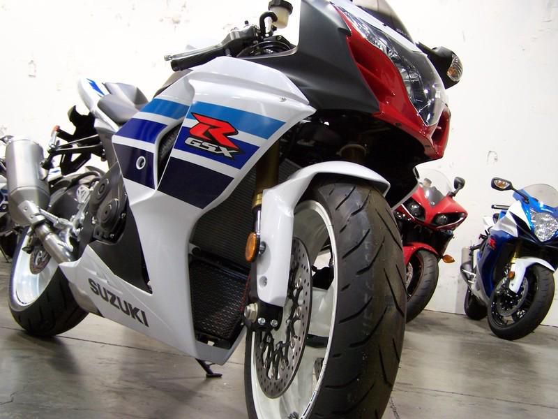 2013 suzuki gsx-r1000 1 million commemorative editio  sportbike 