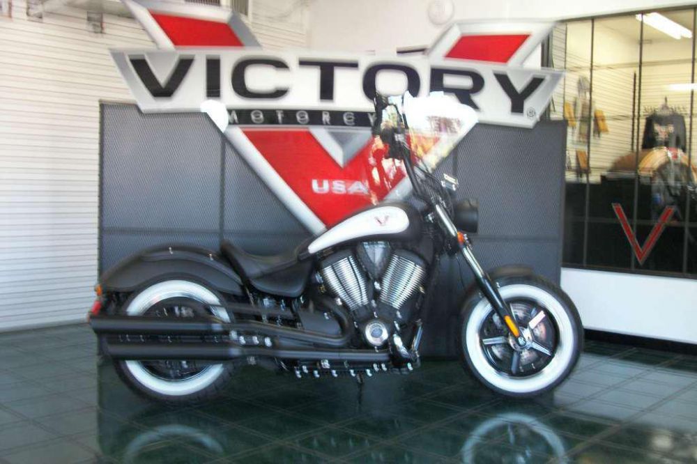 2014 Victory High-Ball Cruiser 