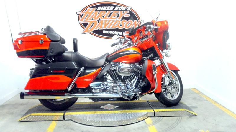 2013 harley-davidson flhtcuse8 - cvo ultra classic electra gl  touring 