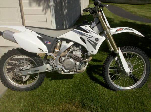 2007 Yamaha YZ450F Special Edition Dirt Bike