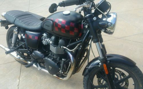 2009 triumph bonneville