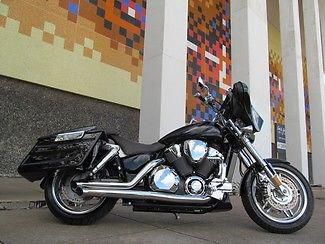 2006 black honda vtx 1800 f3!