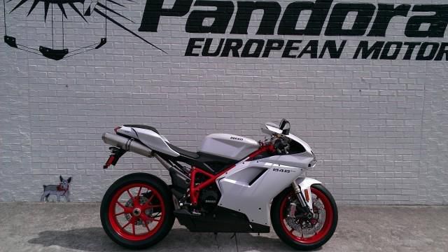 2013 ducati 848 evo  standard 