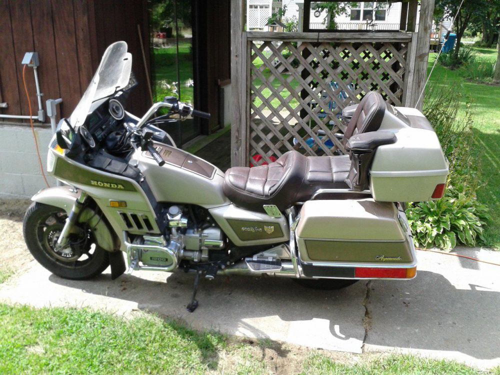 1985 honda gold wing 1200 cruiser 