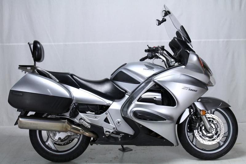 2007 honda st1300  sport touring 