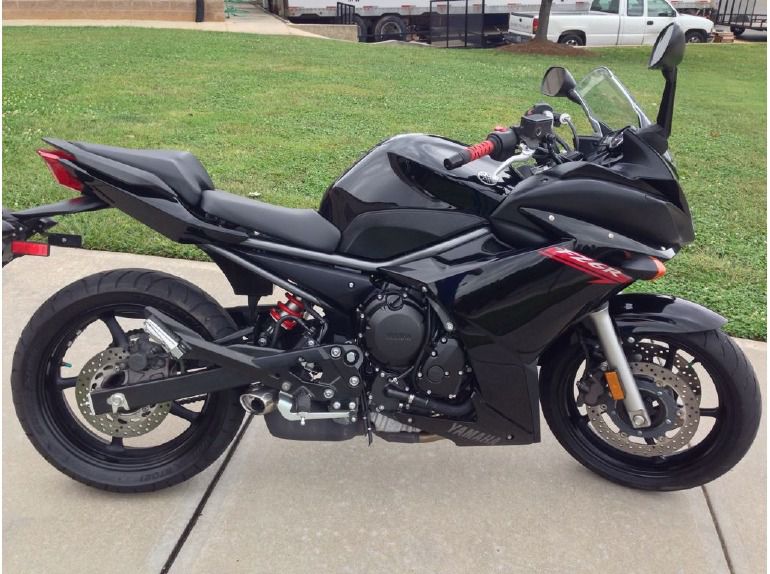 2011 yamaha fz6r 