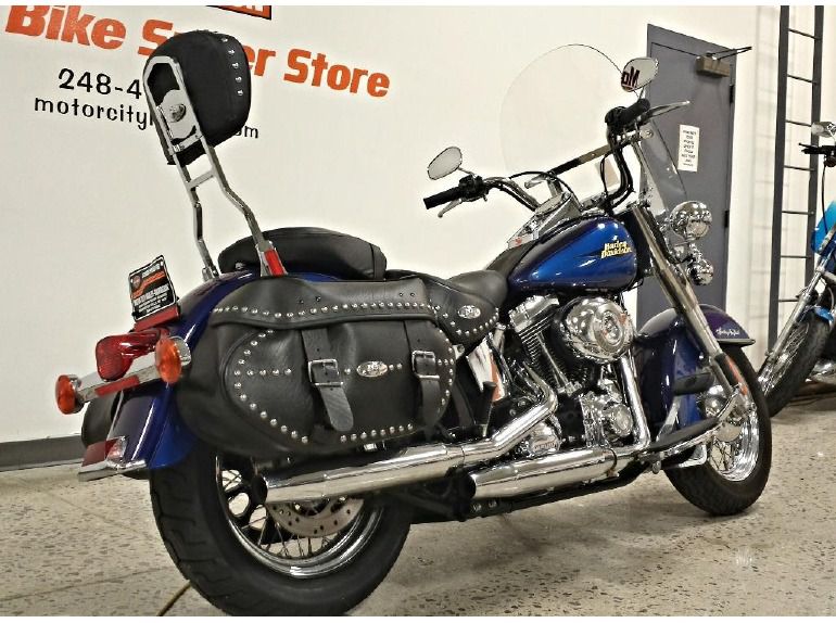 2013 Harley-Davidson FLHRC Road King Classic 