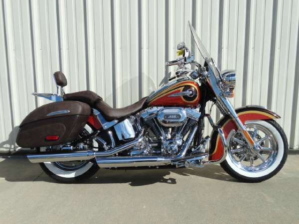 2014 Harley-Davidson FLSTNSE CVO Softail Deluxe