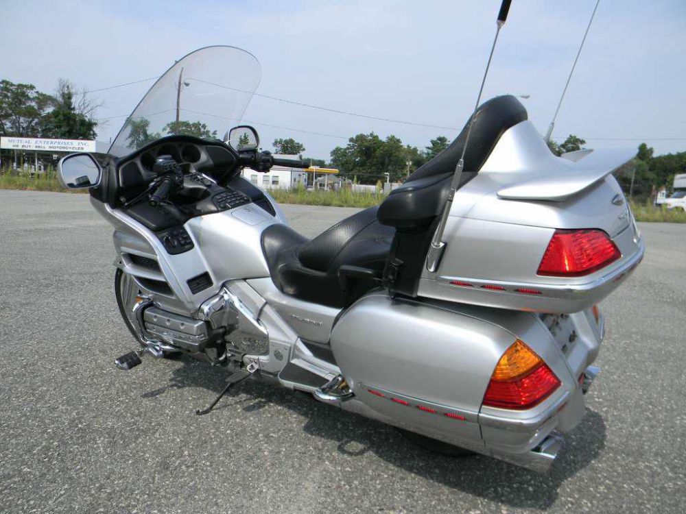 РњРѕС‚РѕС†РёРєР» Honda Goldwing 2001