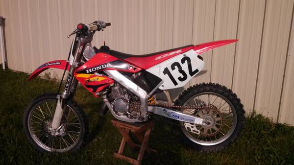 2001 honda cr 125 what a great idea for a christmas present!!!!!