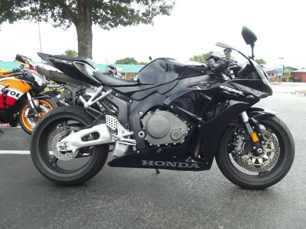 2006 honda cbr1000rr (cbr1000rr)