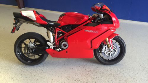 2006 ducati superbike