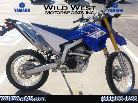 2013 yamaha wr250 r  dirt bike 