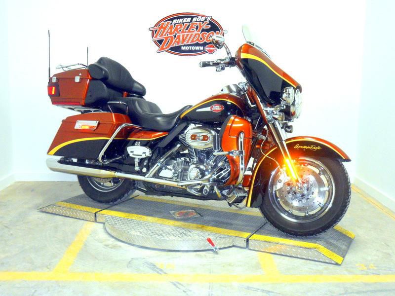 2008 harley-davidson flhtcuse3 - ultra classic screamin' eagl  touring 