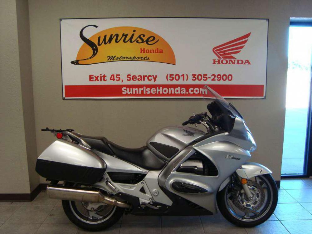 2007 honda st1300  sport touring 