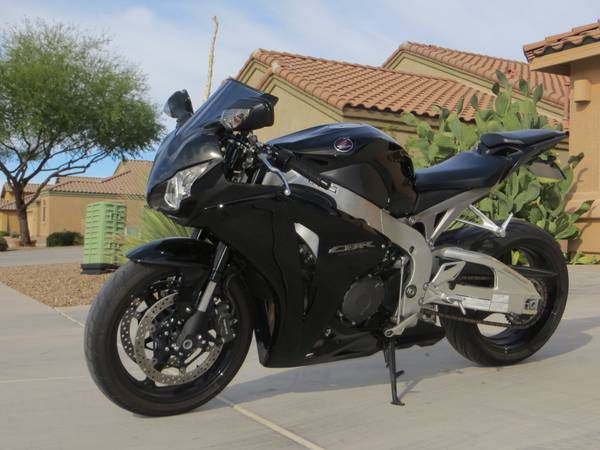 2011 honda cbr 1000rr