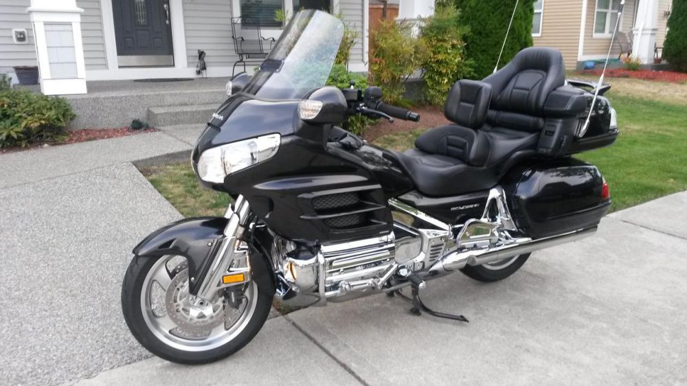 2010 honda gold wing audio comfort touring 