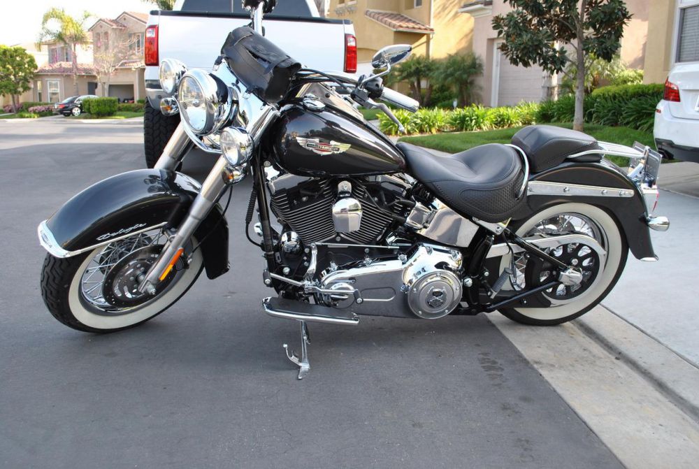 2008 Harley-Davidson Softail DELUXE Cruiser 