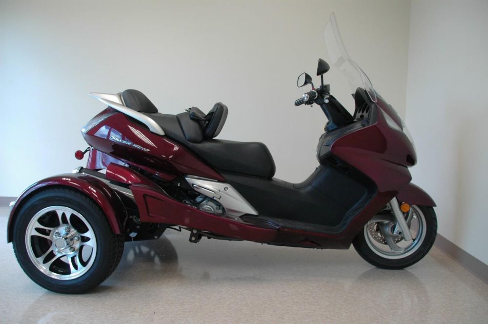 2010 Honda SILVER WING FSC600A Trike for sale on 2040-motos