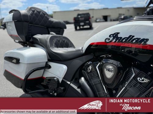 2023 Indian Motorcycle Pursuit Dark Horse with Premium Package