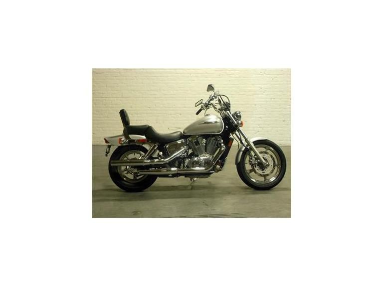 2007 honda vt 1100 shadow  cruiser 