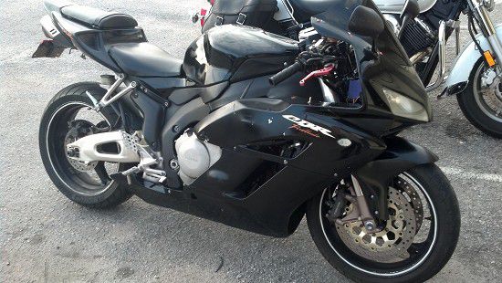 2005 honda cbr 1000 fire blade