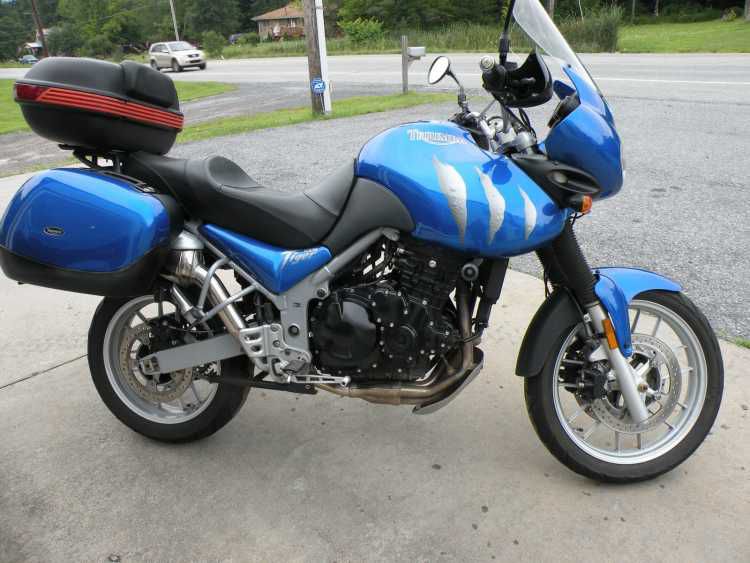 2006 triumph tiger 955i