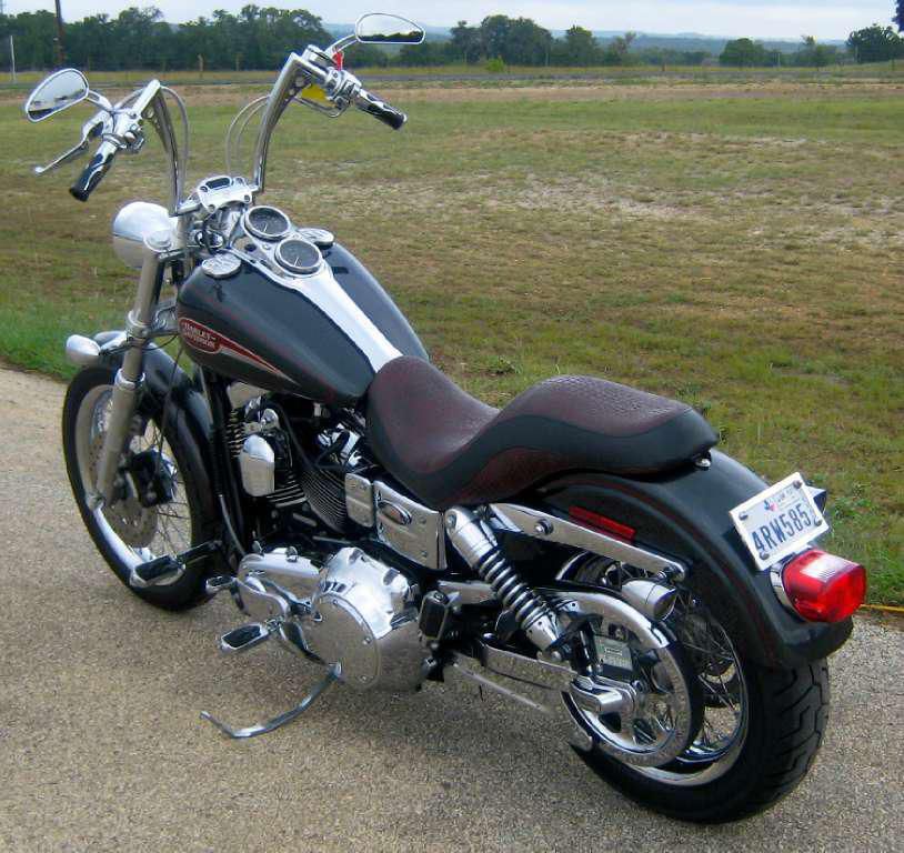 Harley Davidson FLD Dyna Switchback