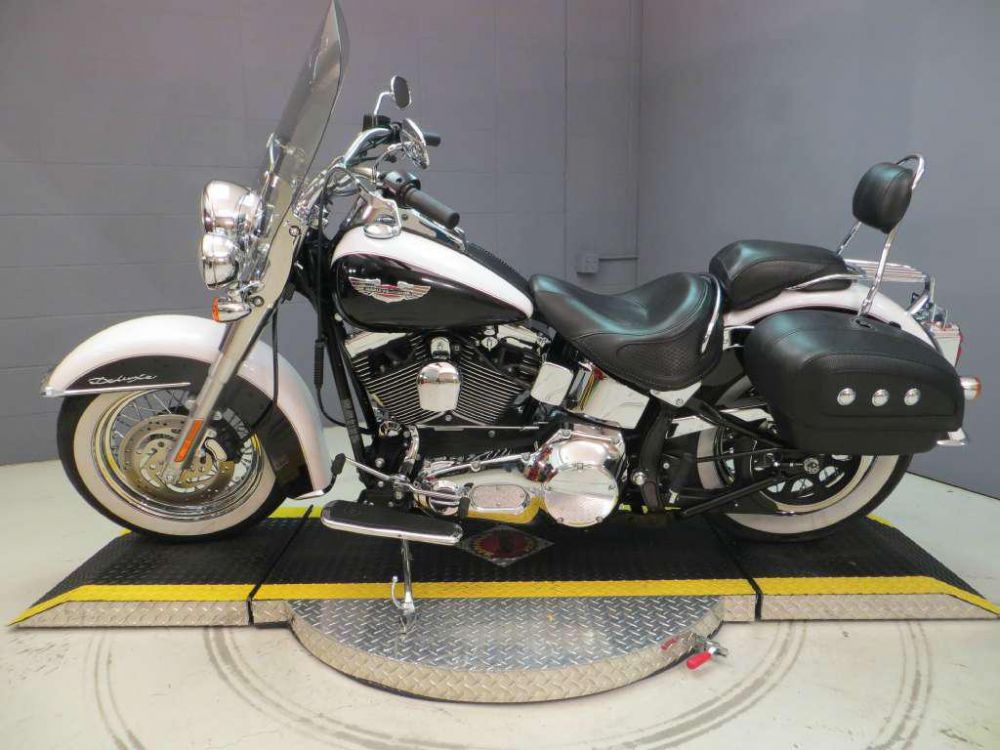 2008 harley-davidson flstn softail deluxe  cruiser 