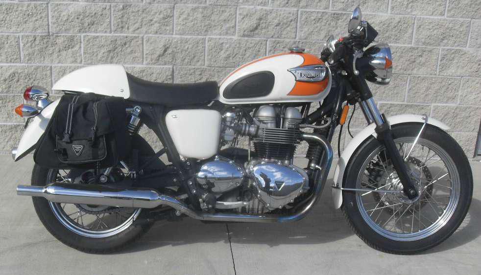 2005 triumph bonneville  standard 