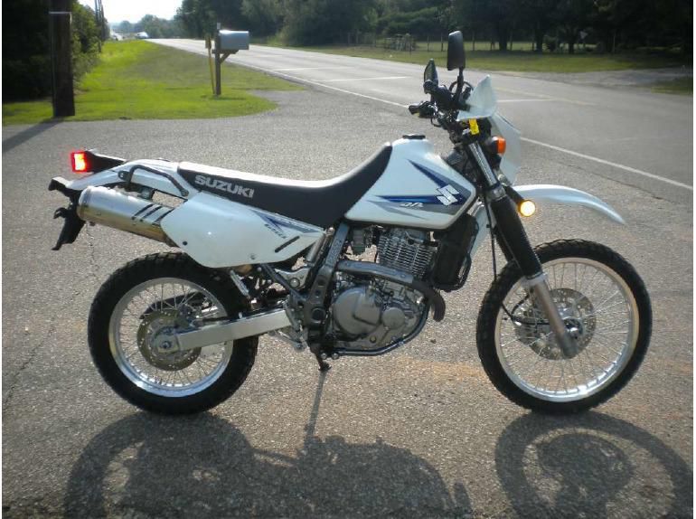 2011 suzuki dr650se  dual sport 