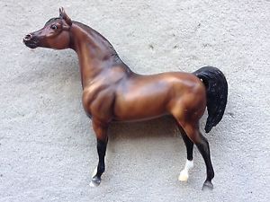 Rare retired breyer horse #1351 thee desperado bay proud arabian stallion pas